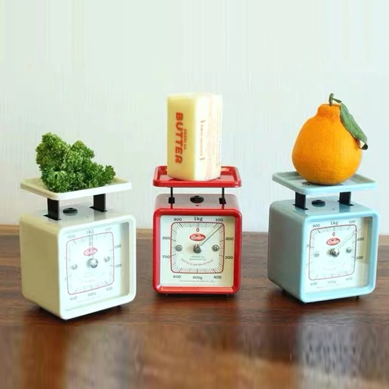 Baking (Kitchen Ingredient) - Balance de cuisine miniature vintage en