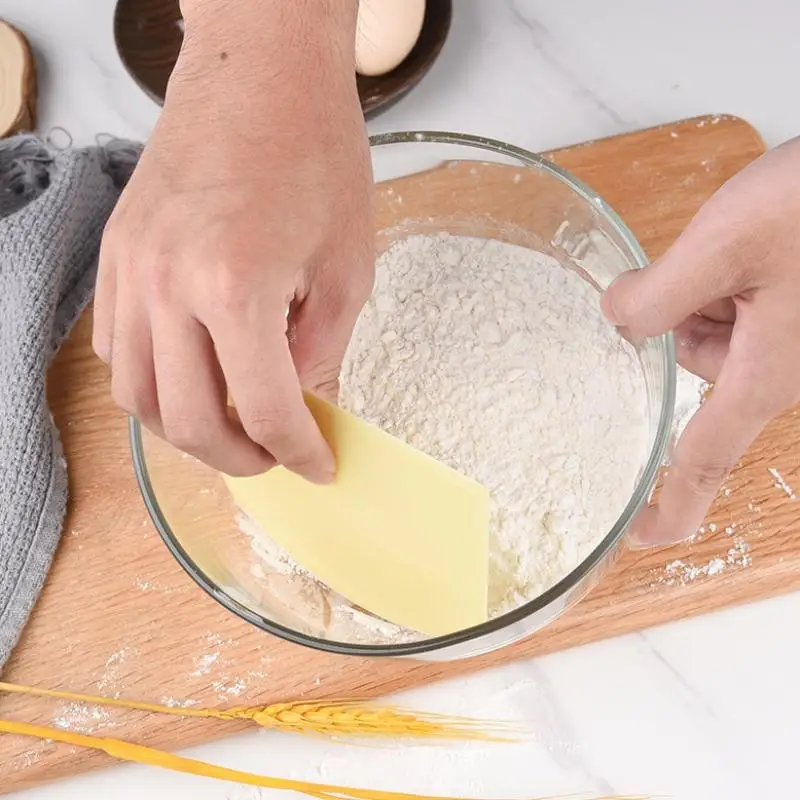 Bol de grattoir à pâte en plas - Bench Scraper Dough avis et prix