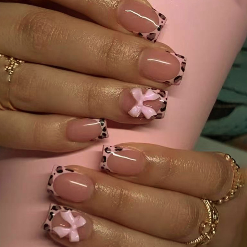 Faux ongles carrés à presser i - Decorating Tip Set avis et prix